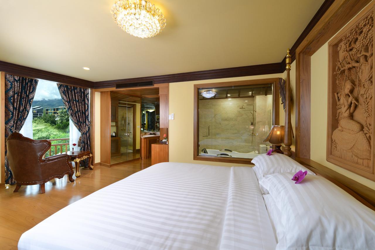 Peak Nimman Prestige Hotel Chiang Mai Exterior photo